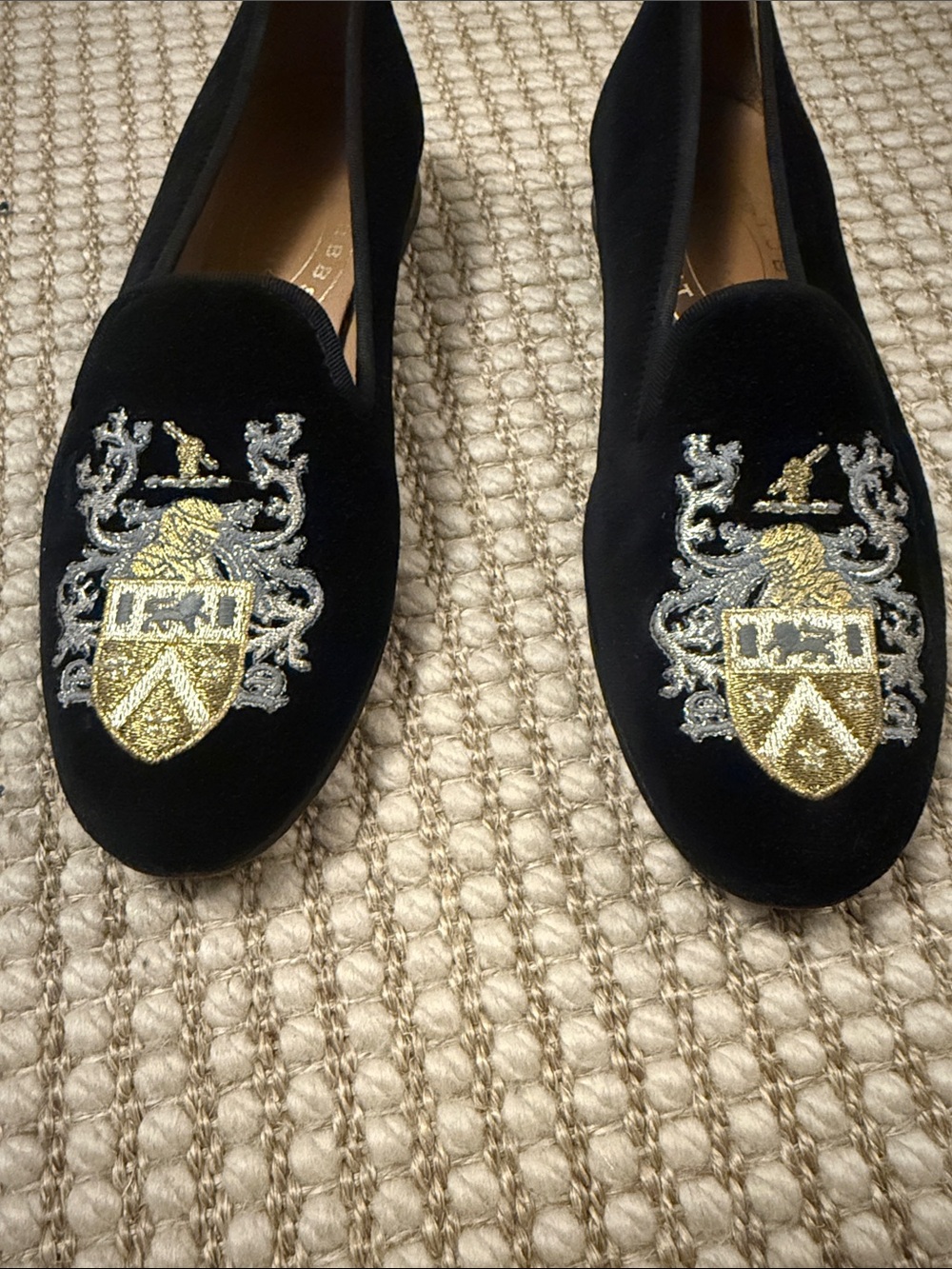 Stubbs & Wootton Black Velvet Crest Embroidered Loafers - Picture 2 of 7